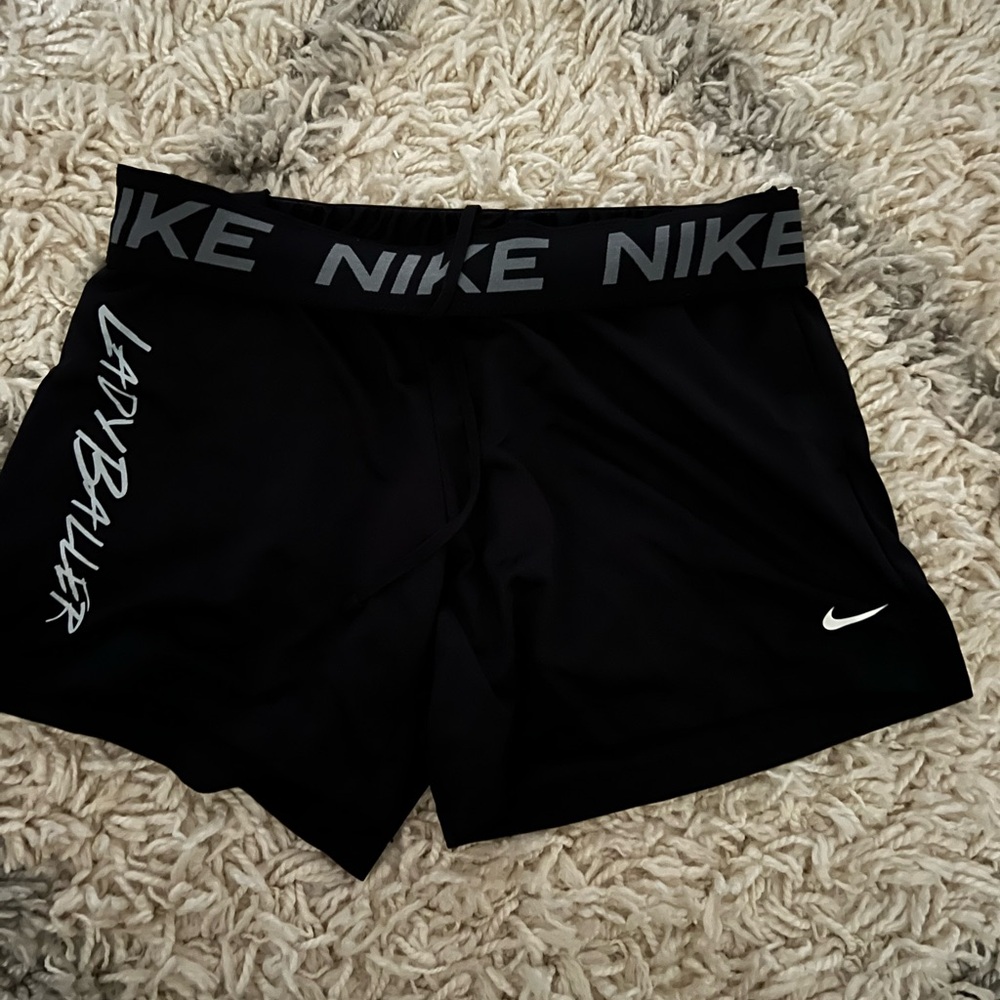 Nike black sportswear shorts women’s small